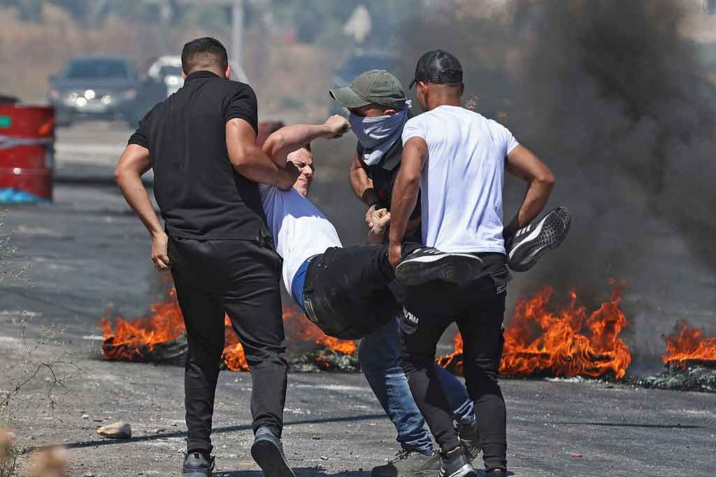 Dua lagi warga Palestina yang terluka oleh tembakan langsung Israel dalam bentrokan di Tepi Barat utara diumumkan tewas tak lama kemudian.