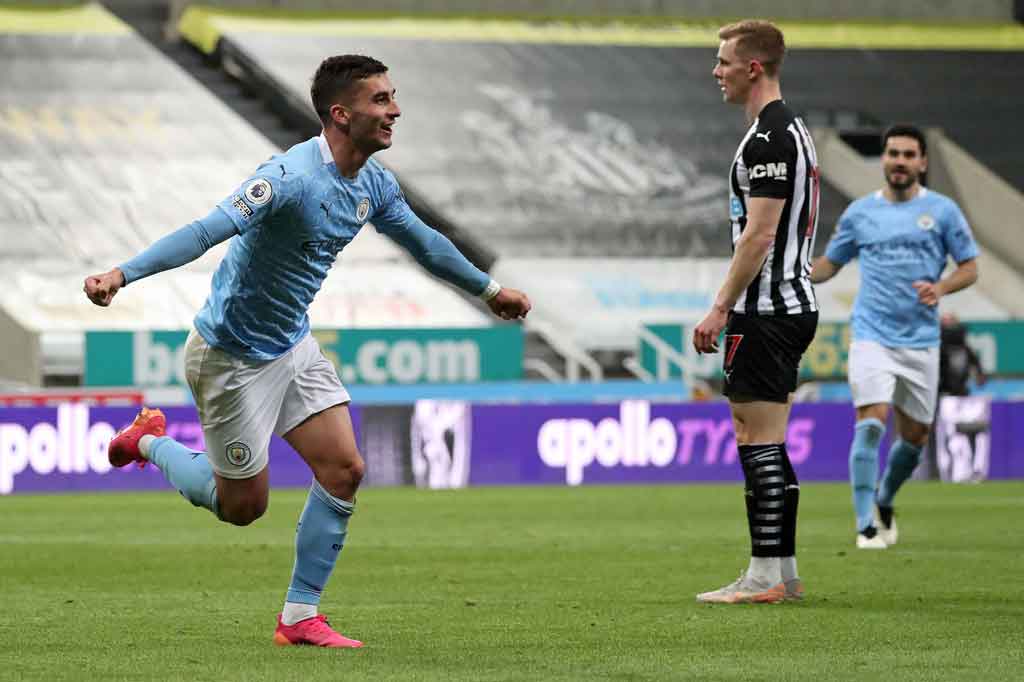 Namun, keunggulan Newcastle kali ini tidak bertahan lama, sebab dua menit kemudian, Torres mencetak gol keduanya dengan tembakan memutar menyambut umpan tarik Gabriel Jesus.