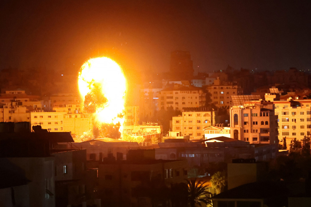 Pengeboman Israel di Jalur Gaza sendiri sudah memasuki hari ketujuh. 