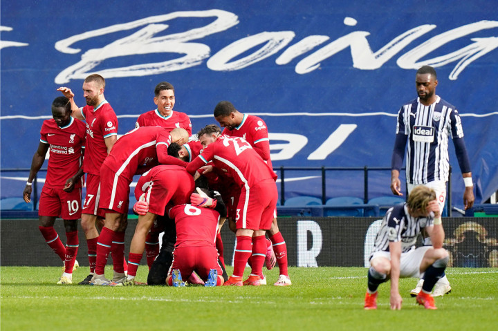 Alhasil, Si Merah punya 63 poin dari 36 laga di posisi kelima, selisih satu poin dari Chelsea di posisi keempat dan tiga poin dari Leicester City di posisi ketiga.