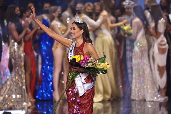 Andrea Meza, perwakilan Meksiko berhasil menyabet gelar Miss Universe 2020.