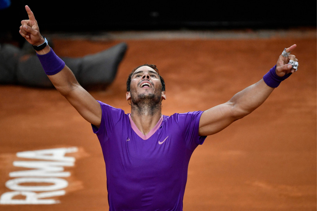 Tampil sebagai unggulan kedua di Italia Terbuka, Nadal mampu menaklukkan perlawanan unggulan teratas Djokovic dalam tiga set 7-5, 1-6, 6-3, dalam pertandingaan yang berlangsung selama dua jam 49 menit.