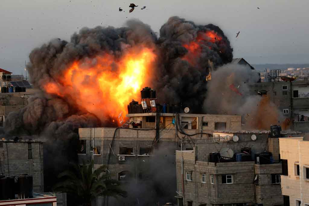 Satu-satunya laboratorium covid-19 di daerah kantong Palestina di Jalur Gaza tidak lagi dapat melakukan pengujian karena serangan udara Israel pada Senin, 17 Mei 2021.