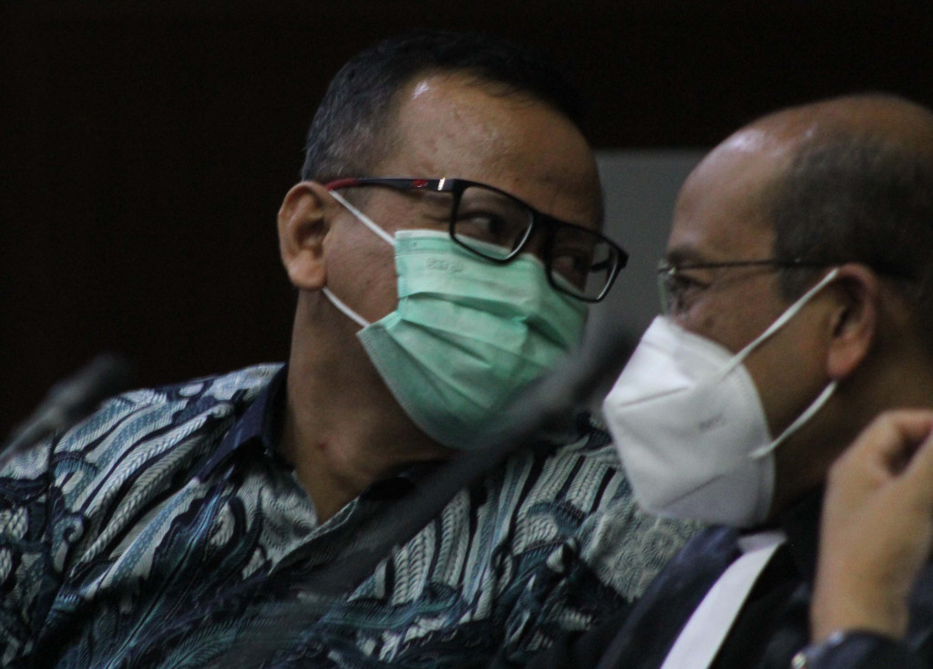 Terdakwa kasus suap izin ekspor benih lobster tahun 2020 Edhy Prabowo mengikuti sidang lanjutan di Pengadilan Tipikor, Jakarta.