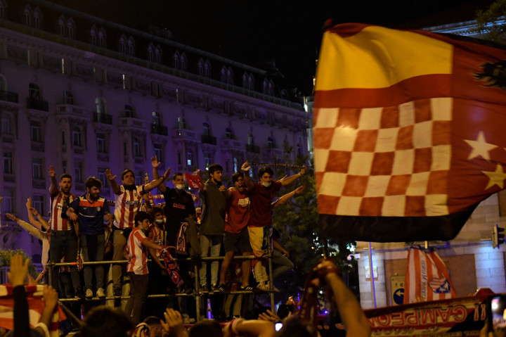 Hasil itu dipastikan setelah Atletico mengalahkan tuan rumah Real Valladolid dengan skor 2-1 di pekan terakhir Liga Spanyol.
