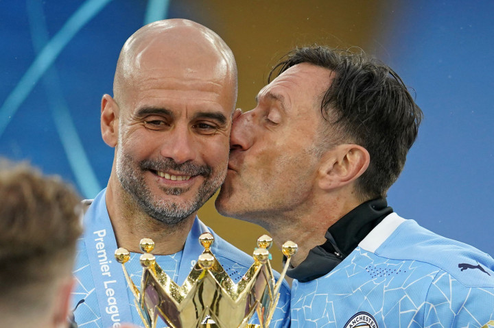 Pep Guardiola sabet penghargaan LMA Manager of The Year. Asosiasi Manajer Liga Inggris atau League Managers Association (LMA) mengumumkannya pada Selasa, 25 Mei 2021, dini hari WIB.