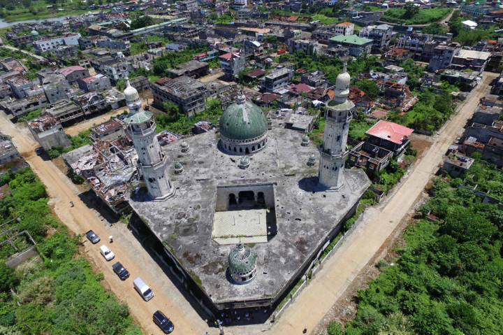 Foto udara menunjukkan Masjid Agung yang hancur di Kota Marawi, Mindanao, Filipina, 23 Mei 2019.