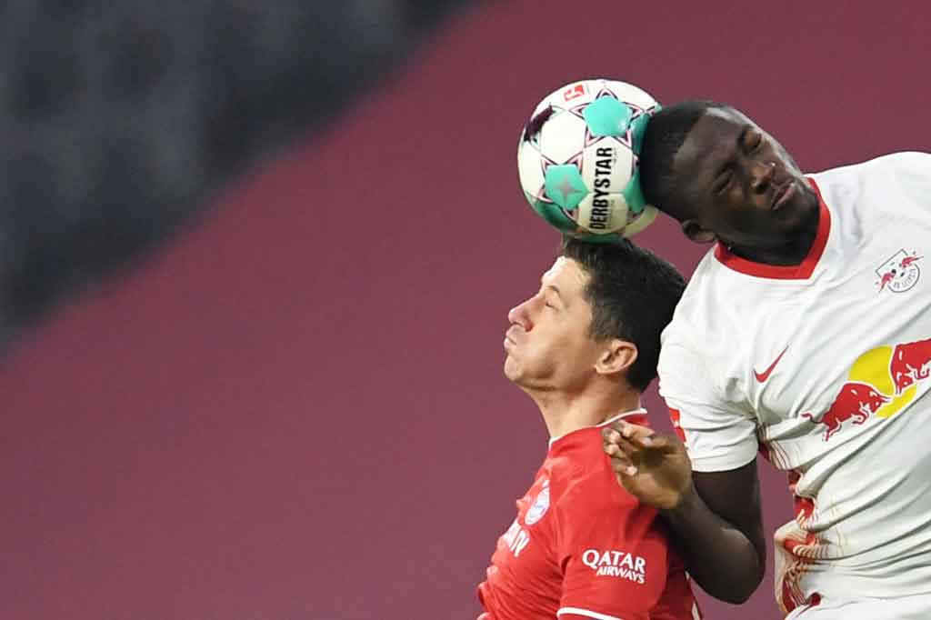 Konate, 22, akan bersaing untuk posisi bek tengah di tim Jurgen Klopp setelah mereka mengalami krisis pemain akibat badai cedera di posisi tersebut musim ini.