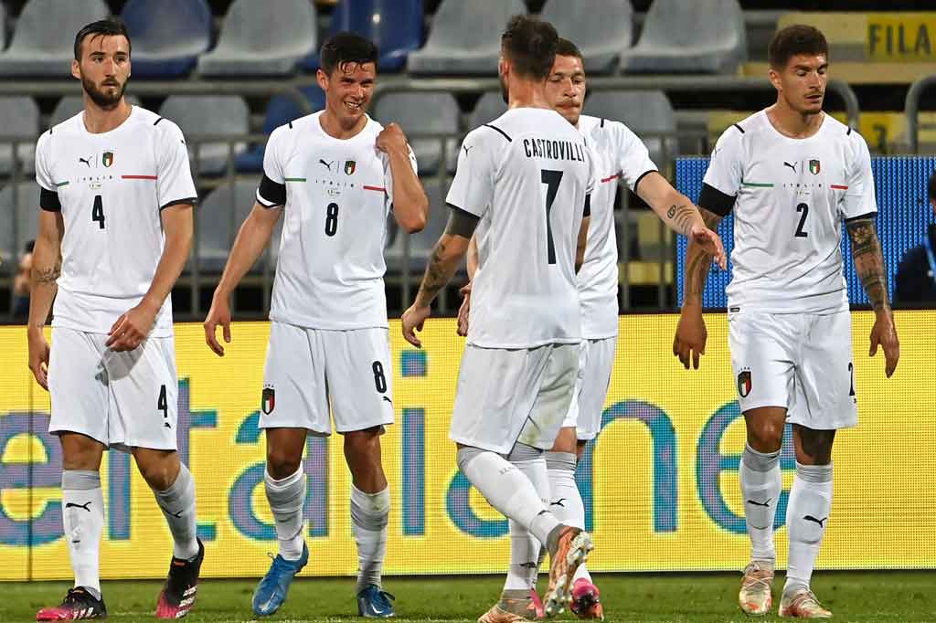 Tendangan voli nan cemerlang Politano mengubah kedudukan menjadi 6-0. Kemudian Pessina kembali mencatatkan namanya di papan skor pada menit-menit terakhir pertandingan untuk membawa Italia meraih kemenangan ketujuh berturut-turut.