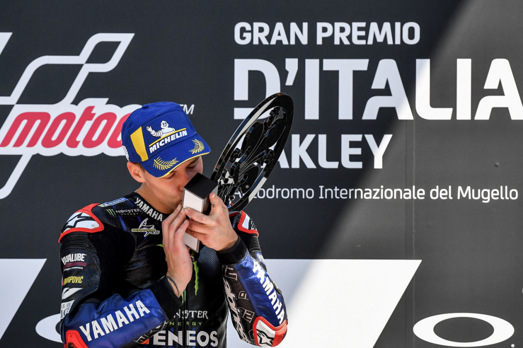 Pebalap Monster Energy Yamaha Fabio Quartararo berhasil menjuarai MotoGP Italia 2021 yang berlangsung di Sirkuit Mugello.