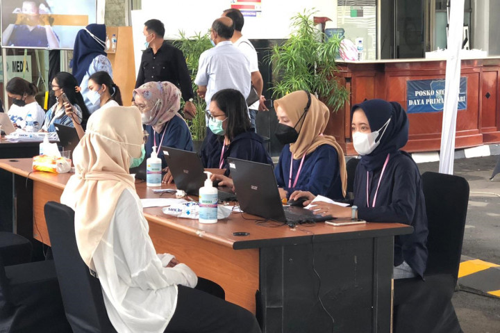 Kegiatan Vaksin untuk Indonesia di lingkungan Media Group ini menggunakan vaksin Sinopharm dan bekerjasama dengan Kimia Farma, perusahaan yang ditunjuk pemerintah untuk pengadaan vaksin Gotong Royong.