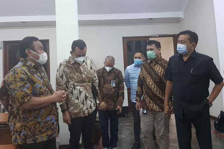 Dalam pertemuan itu DPR sepakat untuk mempertahankan Garuda Indonesia sebagai maskapai penerbangan nasional atau national flag carrier agar tetap terbang melayani perjalanan masyarakat ke daerah maupun luar negeri.