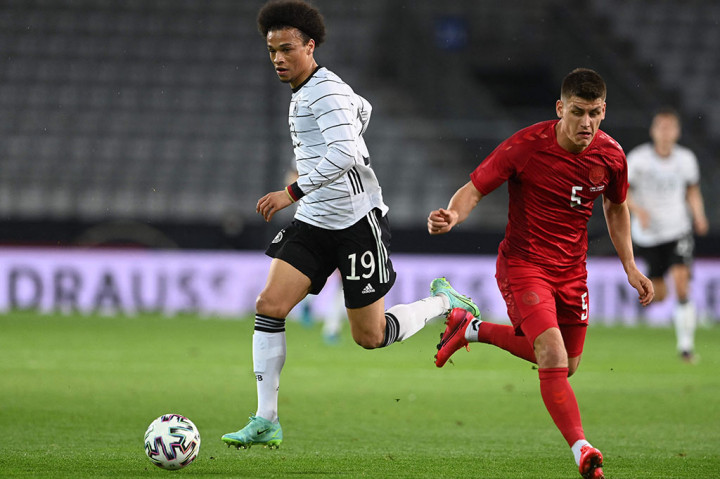 Leroy Sane berpeluang besar menjebol gawang Denmark pada menit ke-27 manakala dia sudah tak terkawal di depan gawang Denmark. Sayang tendangannya malah melebar dari gawang.