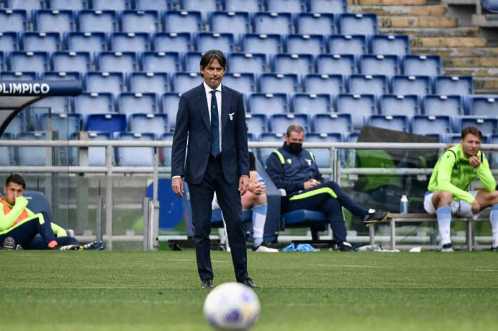 


Inzaghi, adik dari mantan striker Juventus dan AC Milan Filippo Inzaghi, meninggalkan Lazio pekan lalu setelah lima tahun bertugas, menolak tawaran perpanjangan kontrak untuk mengambil tantangan di Inter.