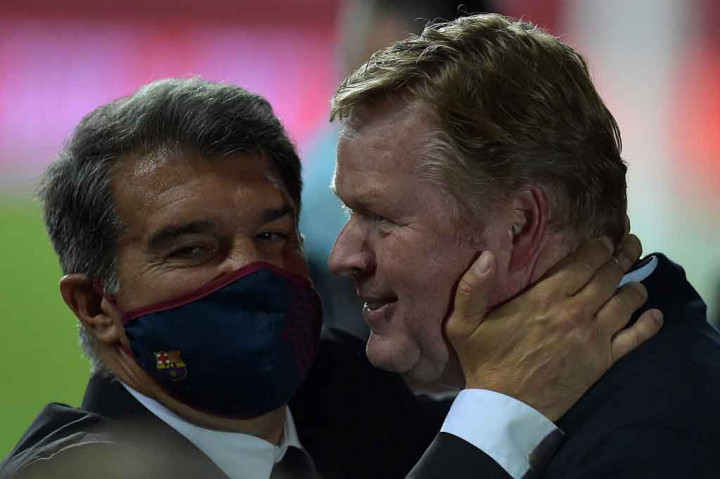 Presiden Barcelona Joan Laporta memastikan Ronald Koeman akan tetap melatih timnya untuk musim depan, menyudahi spekulasi atas nasib juru taktik asal Belanda itu. 
