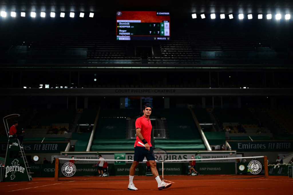 Selanjutnya di babak 16 besar, Federer akan menghadapi Matteo Berrettini (Italia). Menarik tentunya melihat sejauh mana Federer akan melaju kali ini. 