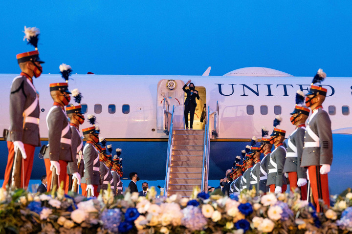 Lawatan Kamala Harris ke Guatemala merupakan perjalanan internasional pertamanya setelah menjabat sebagai Wakil Presiden AS.