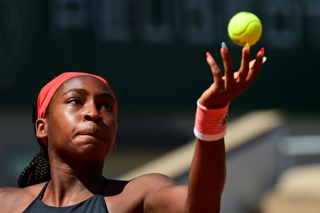 Menginjak usia 17 tahun 86 hari, petenis AS menjadi petenis putri termuda yang melaju ke perempatfinal Grand Slam sejak Nicole Vaidisova yang lolos ke perempatfinal French Open pada musim 2006 ketika usianya menginjak 17 tahun 44 hari.