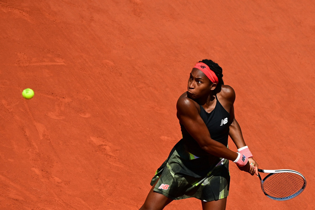 Gauff juga menjadi petenis putri AS termuda yang membukukan satu tempat di perempatfinal French Open sejak Jennifer Capriati pada musim 1993.