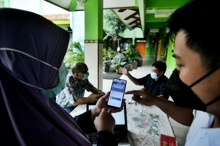 Penerimaan peserta didik baru (PPDB) DKI Jakarta tahun ajaran 2021/2022 untuk jenjang SD, SMP, hingga SMA resmi dibuka hari ini, Senin, 7 Juni 2021.