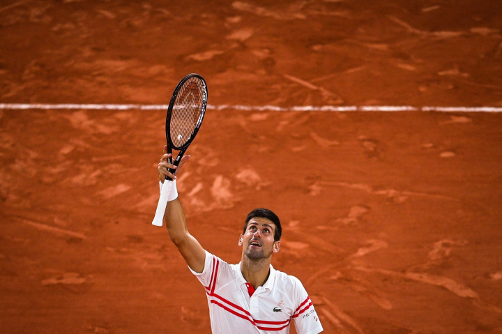 Petenis nomor satu dunia, Novak Djokovic memastikan satu tempat ke partai final Prancis Open 2021.
