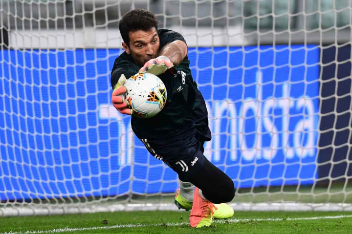Sejak itu, Buffon hanya bermain satu musim di Serie B ketika Juventus didegradasi pada 2006-2007 karena skandal pengaturan pertandingan 'Calciopoli'.