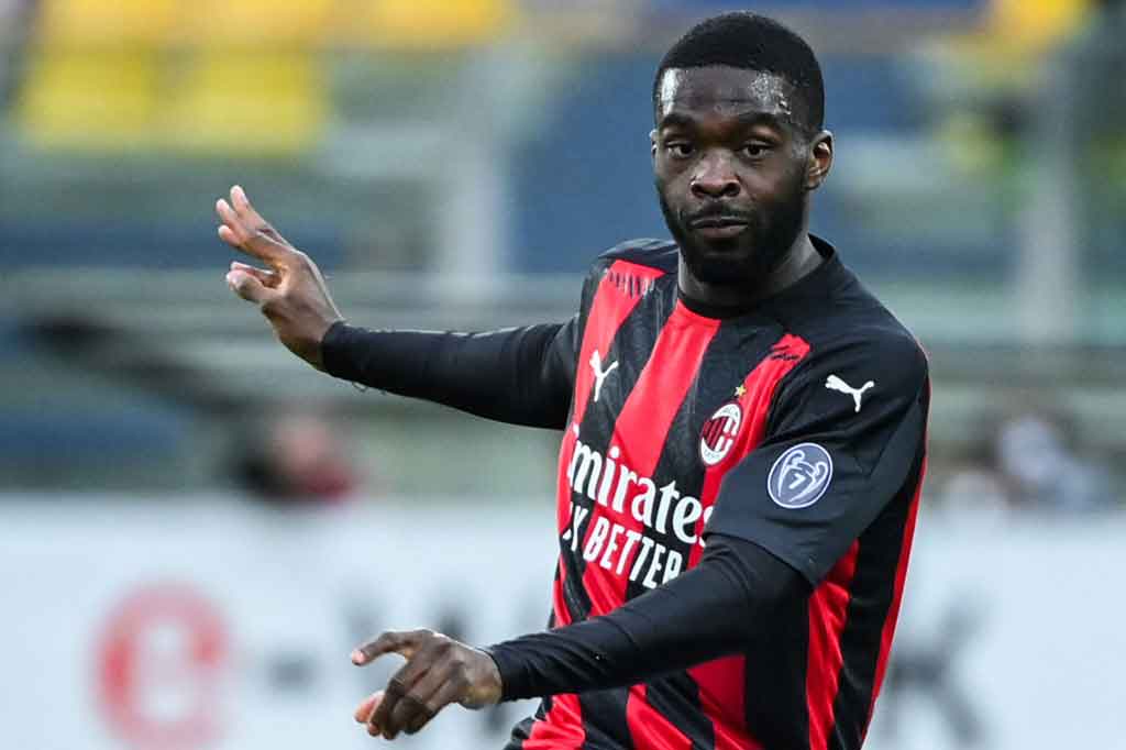Bek Chelsea Fikayo Tomori telah menandatangani kontrak selama empat tahun bersama klub Italia AC Milan.