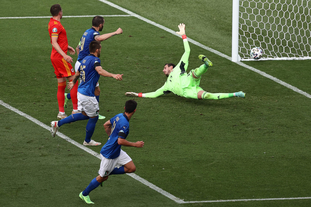 Italia menang tipis 1-0 saat menghadapi Wales di laga terakhir Grup A Euro 2020, Minggu, 20 Juni 2021, malam WIB.