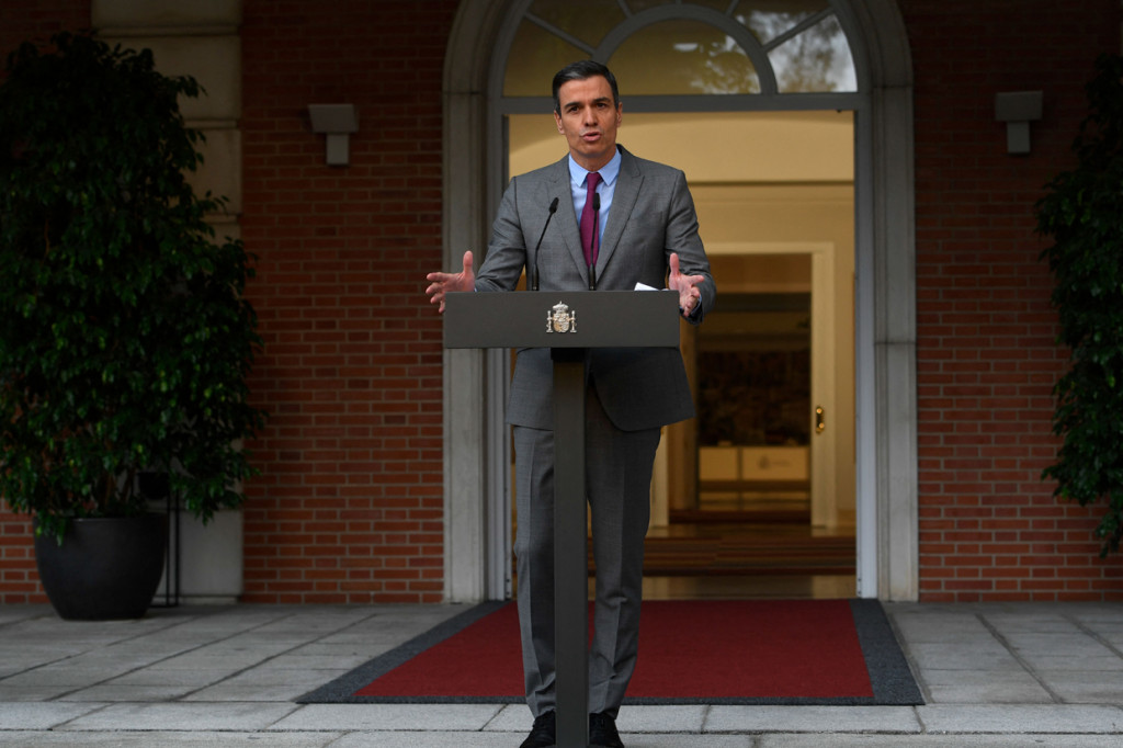 Perdana Menteri Spanyol Pedro Sanchez menilai langkah ini perlu untuk untuk menciptakan rekonsiliasi.