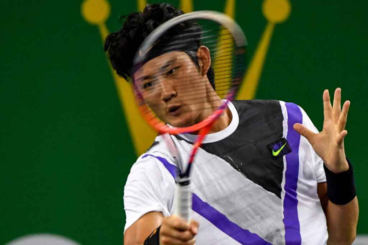 Zhang Zhizhen, Kamis, 24 Juni 2021 waktu setempat, memastikan diri lolos ke Wimbledon, untuk menjadi petenis pria Tiongkok pertama di era Terbuka yang bermain di turnamen Grand Slam.