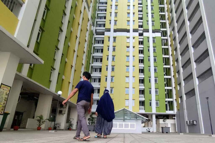 Wagub DKI merinci jumlah kamar di Tower I, II dan III yang digunakan untuk isolasi pasien covid-19 mencapai 1.984 kamar. Satu kamar akan diisi empat tempat tidur sehingga total kapasitasnya mencapai 7.936 tempat tidur.