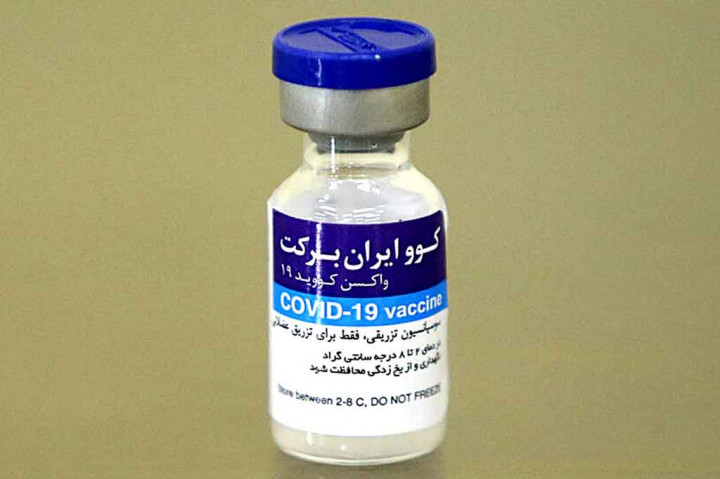 Iran mengumumkan pada 14 Juni bahwa mereka telah memberikan persetujuan darurat untuk vaksin yang diproduksi di dalam negeri. Iran berusaha untuk menebus kekurangan vaksin dan memberikan suntikan kedua kepada mereka yang telah menerima yang pertama, secara sukarela.