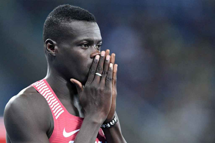 Sprinter berbakat ini mulai dikenal di dunia luar saat tampil di XL Galan pada 2015 ketika mencetak rekor indoor baru di Asia dengan catatan waktu 45,39 detik.