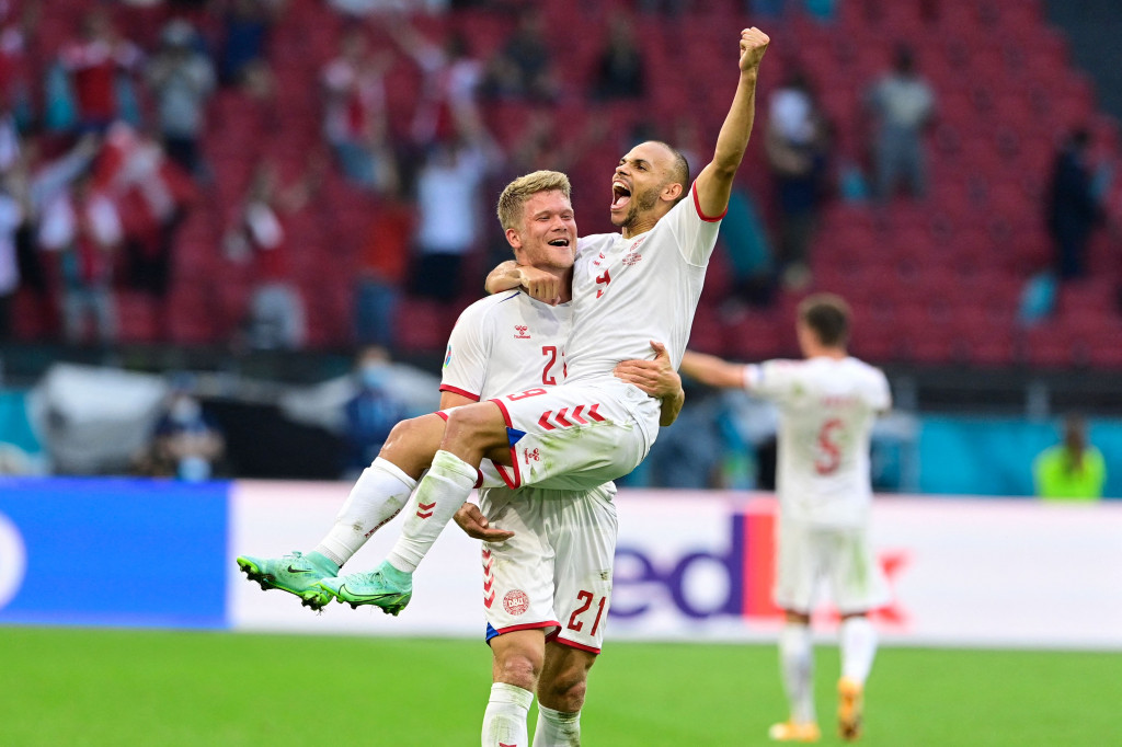 Di masa injury time, Martin Braithwaite menutup kemenangan Denmark menjadi 4-0. Gol tersebut sempat dianulir wasit karena berbau offside, namun setelah dibantu VAR, wasit Daniel Siebert mengesahkannya.