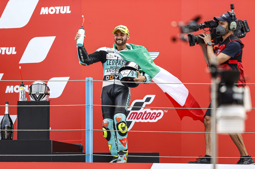 Foggia mengalahkan pembalap GASGAS Aspar Team, Sergio Garcia, yang berada di posisi kedua.