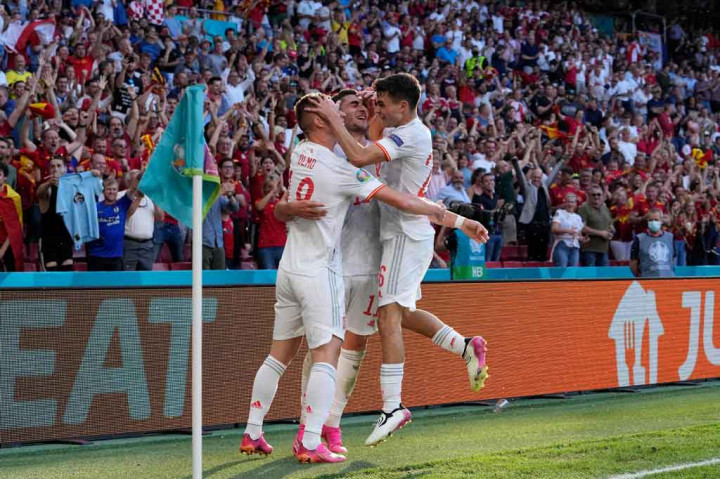 Spanyol membalikkan kedudukan menjadi 2-1 pada menit ke-57 melalui gol Cesar Azpilicueta, yang disusul 20 menit kemudian oleh gol Ferran Torres sehingga kedudukan berubah menjadi 3-1.