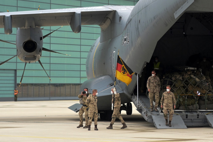 Pasukan militer Jerman secara resmi telah meninggalkan Afghanistan pada Selasa, 29 Juni 2021. Pemindahan pasukan diumumkan oleh Menteri Pertahanan Jerman Annegret Kramp-Karrenbauer dan Bundeswehr atau angkatan bersenjata terpadu Jerman.