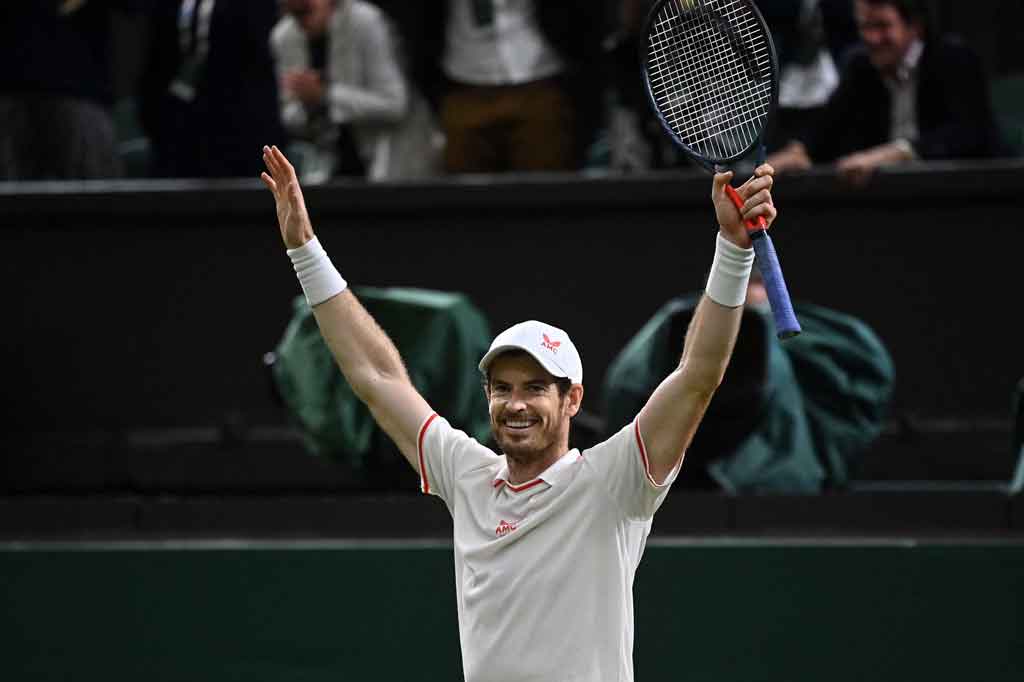 Murray bangkit dari ketertinggalan dua set untuk mengalahkan petenis kualifikasi asal Jerman Oscar Otte di babak kedua turnamen tersebut pada Rabu, 30 Juni 2021 waktu setempat.