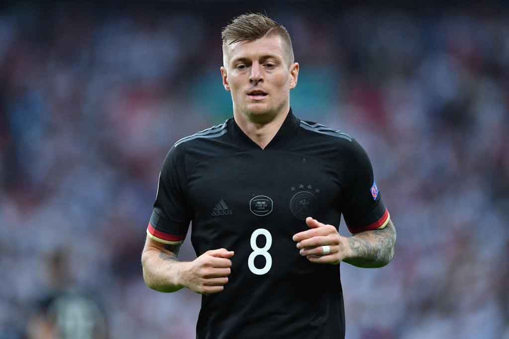 Kroos mengatakan dia berencana di tahun-tahun mendatang untuk berkonsentrasi penuh bersama Real Madrid yang kontraknya baru berakhir pada 2023 mendatang.