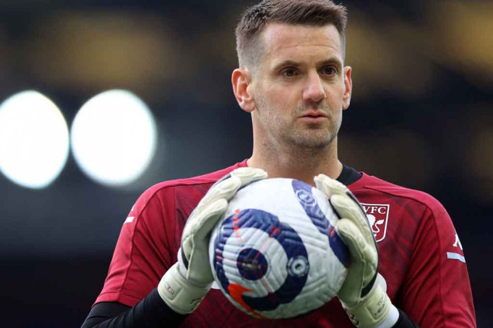 Manchester United telah resmi merekrut kembali penjaga gawang Tom Heaton dengan kontrak dua tahun hingga Juni 2023 dengan opsi perpanjangan satu tahun lagi.