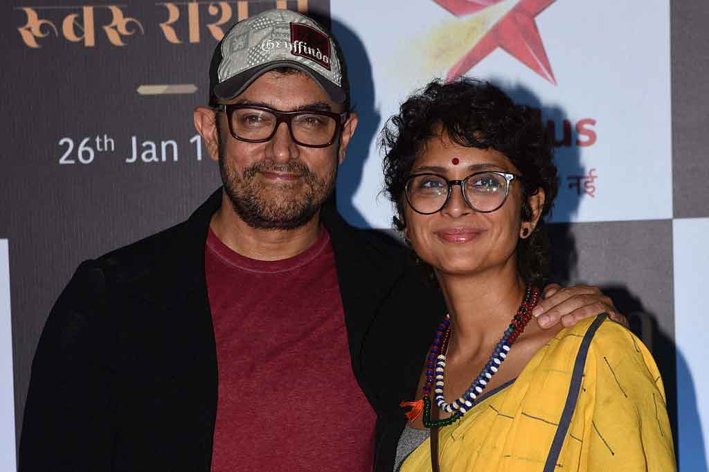Superstar Bollywood Aamir Khan Sabtu, 3 Juli 2021 mengumumkan bahwa ia resmi bercerai dengan Kiran Rao, setelah 15 tahun bersama.