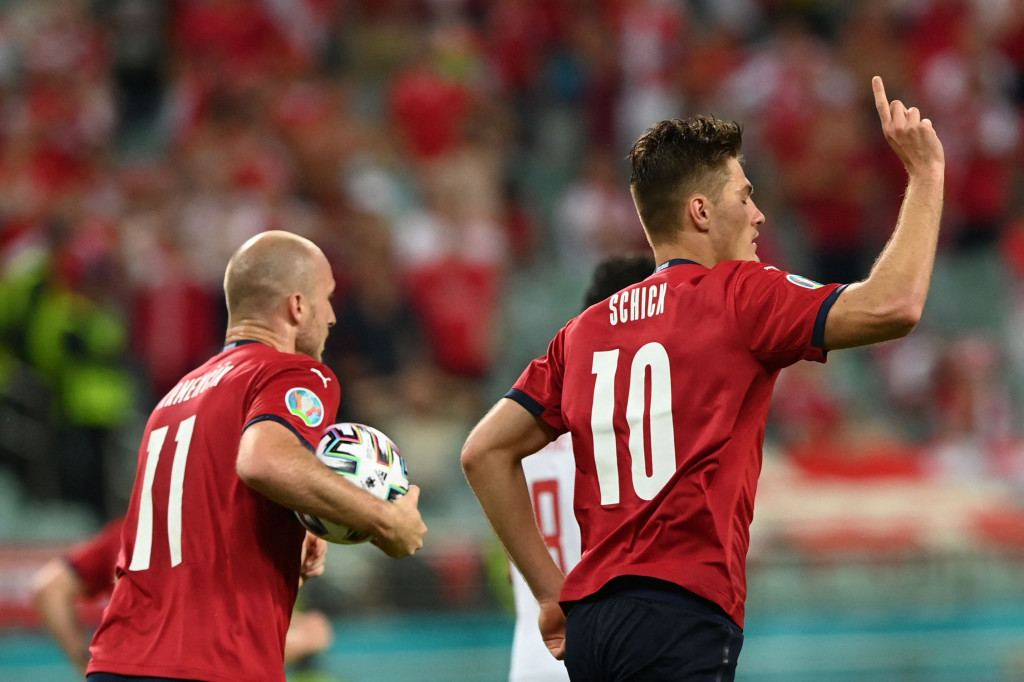 Republik Ceko sempat menjaga peluang dan mendapatkan momentum setelah mencetak gol di menit ke-49 lewat Patrik Schick.