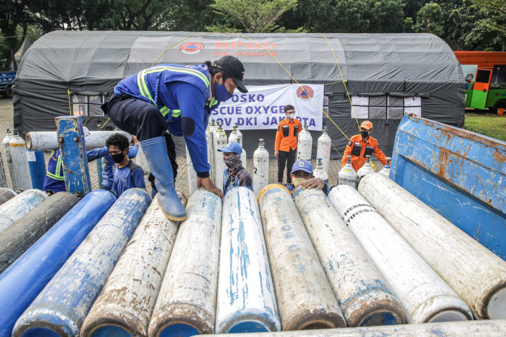 Penyediaan posko isi ulang tabung oksigen ini diberikan untuk semua rumah sakit baik swasta maupun milik pemerintah di DKI Jakarta.