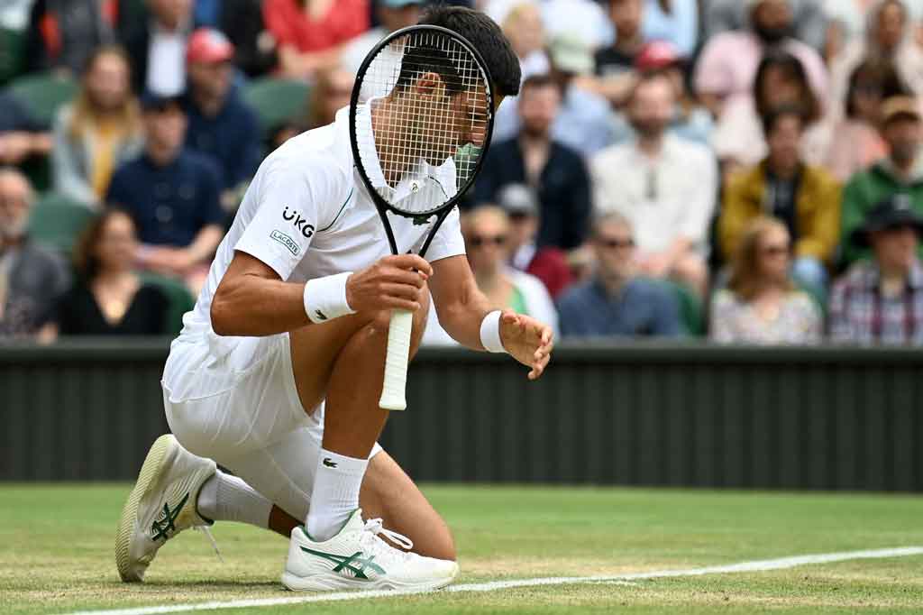 Di delapan besar, Djokovic akan bertemua petenis non-unggulan Marton Fucsovics untuk memperebutkan satu tiket di semifinal. Petenis Hungaria itu lolos ke perempat final setelah menyingkirkan unggulan kelima Andrey Rublev 6-3, 4-6, 4-6, 6-0, 6-3. 
