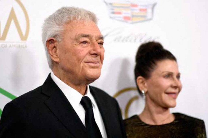 Menurut IMDB, dia juga menyutradarai episode acara televisi abad ke-20 yang ikonik seperti 'Get Smart', 'Perry Mason', 'Gilligan's Island', dan 'The Twilight Zone', dan mengambil peran produser untuk hit blockbuster termasuk 'X- Men' dan 'Free Willy'.