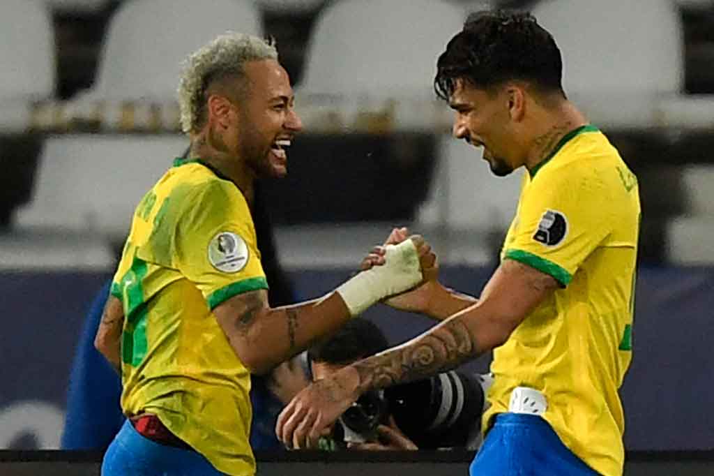 Setelah beberapa kali memberikan tekanan, Brasil akhirnya mampu mencetak gol pada menit ke-35 melalui tembakan jarak dekat Lucas Paqueta. Berawal dari aksi Neymar mengacaukan pertahanan Peru, ia kemudian memberikan umpan kepada Paqueta sebelum melepaskan tembakan dengan kaki kirinya. Skor 1-0 untuk Brasil.