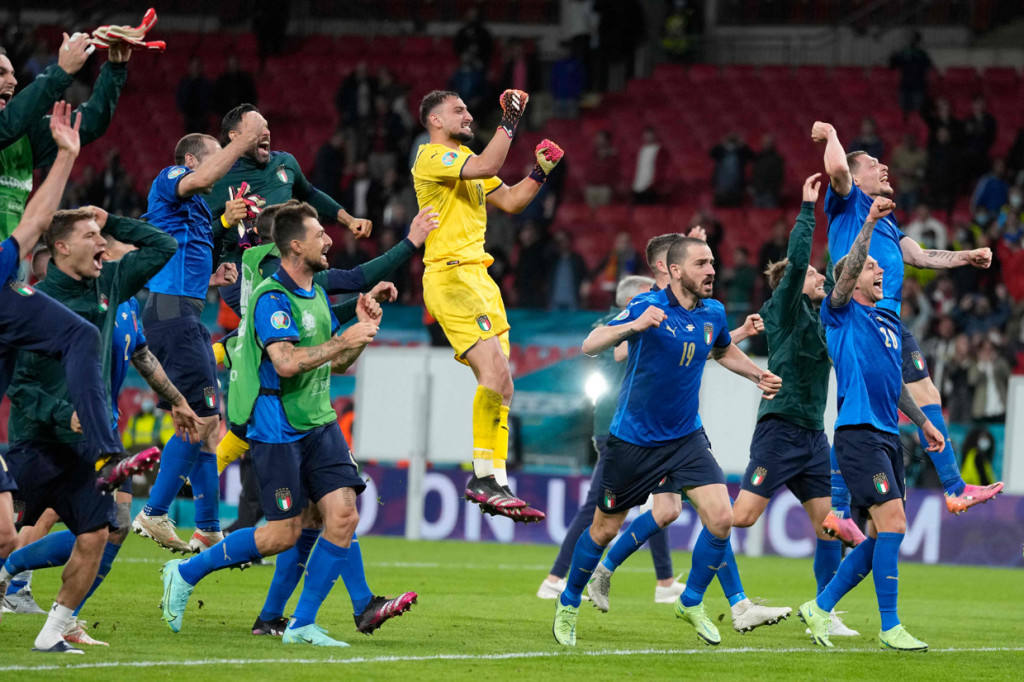 Berkat kemenangan ini, Italia berhak melaju ke final Euro 2020 dan akan bertemu pemenang duel antara Inggris dan Denmark.