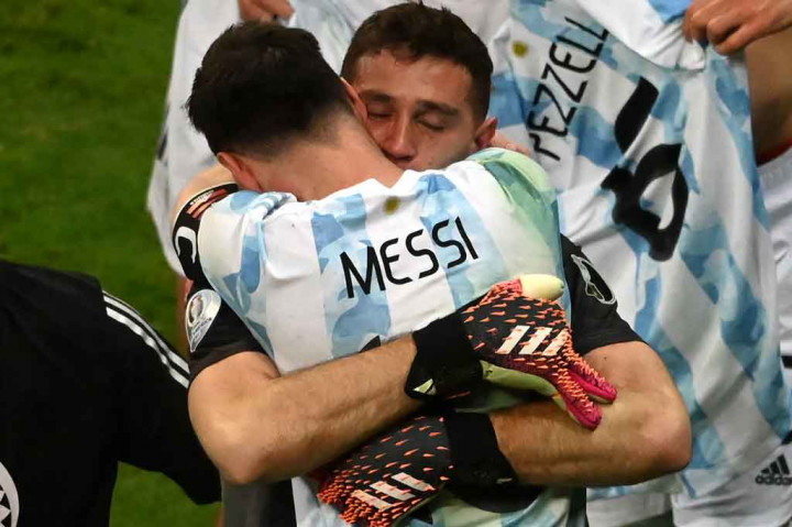 Melihat Aksi Kiper Argentina Gagalkan 3 Penalti Kolombia