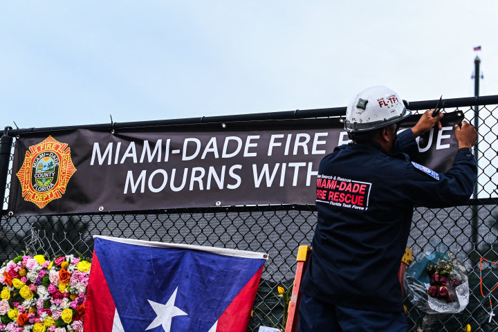 Tim penyelamat Florida di Amerika Serikat telah membuat
