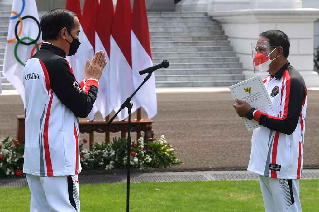 Presiden berpesan agar seluruh kontingen Indonesia terus menjaga kesehatan, stamina, dan motivasi. Para atlet juga harus fokus untuk meraih prestasi di ajang olahraga multi-cabang paling bergengsi di dunia itu. 